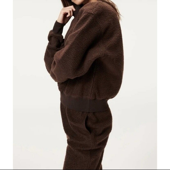 Good American brown boyfriend sweatshirt - Picture 2 of 9